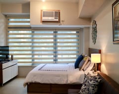 Bed & Breakfast One Eastwood Tower 1 (Quezon City, Filipini)