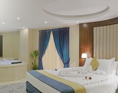 Khách sạn Fndq Ntwr Jzn Intour Hotel (Jizan, Saudi Arabia)