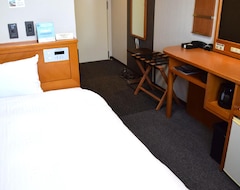 Hotel Route-Inn Kanazawa Ekimae (Kanazawa, Japón)