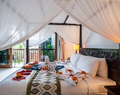 Otel Villa Annecy, Luxury Accommodation, Seminyak, Bali (Bangli, Endonezya)