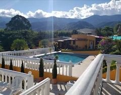 Hele huset/lejligheden Gorgeous Vacation Home, Beautiful Mountain And Lake Views (Dagua, Colombia)