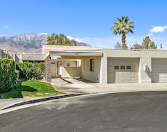Tüm Ev/Apart Daire Private Condo In South Ps + Tennis Courts, Near Golf Course, Grocery & Restauran (Palm Springs, ABD)