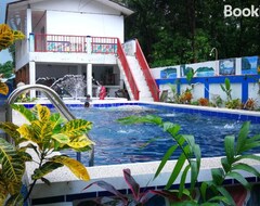 Chibel Summer Riverside Hotel (El Nido, Filipinler)