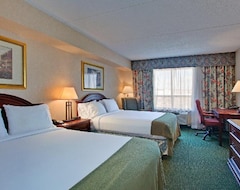 Holiday Inn Express Hotel & Suites Milton, An Ihg Hotel (Milton, Canada)