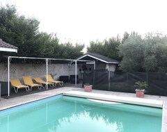 Toàn bộ căn nhà/căn hộ 130m2 Villa With Garden (1000m2) And Swimming Pool (10x5m) (Chonas-l'Amballan, Pháp)