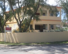 Toàn bộ căn nhà/căn hộ Great Value In Breezy Belair (Long Bay, Barbados)