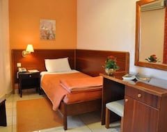 Hotel Bretagne (Corfu Ciudade, Grecia)