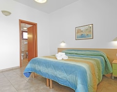 Hotelli Casa Del Sole Relax Room (Castrignano del Capo, Italia)