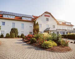Khách sạn Hotel Montana Limburg (Limburg, Đức)