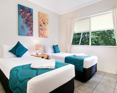Hotel Trinity Waters Boutique Beachfront (Cairns, Australia)