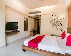 Capital O 41076 Hotel Dhiraj Residency (Bombay, India)