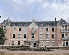 Hotel La Souveraine (Contrexeville, Francuska)