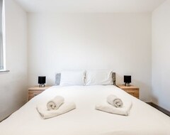 Tüm Ev/Apart Daire Contemporary 1 Bed Apartment In Central Halifax (Halifax, Birleşik Krallık)