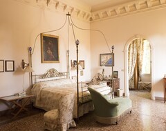 Toàn bộ căn nhà/căn hộ Venetian Villa Fully Staffed With Pool, Tennis Court In 3 Hectar Garden (Este, Ý)