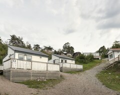 Hotel First Camp Edsvik-Grebbestad (Grebbestad, Sweden)
