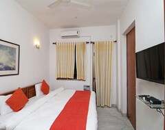 Hotel OYO 2944 Urusvati Art and Habitat Centre (Gurgaon, India)