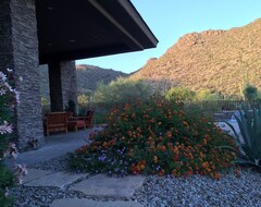 Toàn bộ căn nhà/căn hộ Luxury Home In A Tortillita Canyon. Perfect For Relaxing, W/ Golf/Trails Nearby (Marana, Hoa Kỳ)
