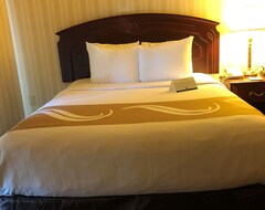 Quality Hotel and Suites Woodstock (Woodstock, Canada)