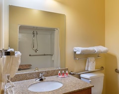 Khách sạn Econo Lodge Inn & Suites (Bridgeport, Hoa Kỳ)