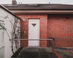 Tüm Ev/Apart Daire Apartment Flair 95 Sqm, 2 Bedrooms, Roof Terrace Conservatory, Ambience (Lübeck, Almanya)
