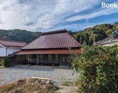 Toàn bộ căn nhà/căn hộ Near Airport 120y/o Traditional Japanese House (Onomichi, Nhật Bản)