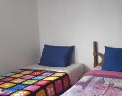 Bed & Breakfast Calida habitacion en casa hogarena. Ambiente familiar. (Teziutlan, Mexico)