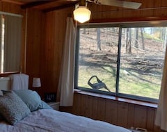 Toàn bộ căn nhà/căn hộ Quiet 2 Bedroom Cottage With Plenty Of Open Space (Gobles, Hoa Kỳ)