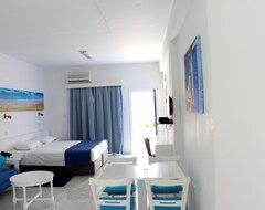 Ξενοδοχείο Flokkas Hotel Apartments (Πρωταράς, Κύπρος)