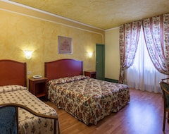 Hotelli Minerva Palace (Montecatini Terme, Italia)