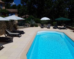 Toàn bộ căn nhà/căn hộ Facing The Mont Ventoux Villa With Terrace, Garden And Heated Swimming Classified 4 (Faucon, Pháp)