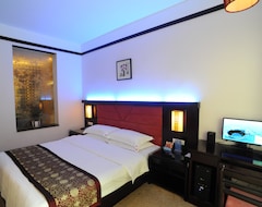 Hotel Huating Holiday Inn (Yangshuo, Kina)