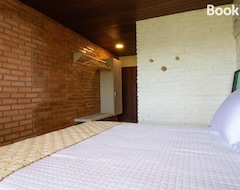 Entire House / Apartment Casa 04 Suites Area Preservada Temporada Mme (Barra de São Miguel, Brazil)
