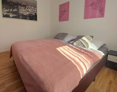 Tüm Ev/Apart Daire Top Moderne, Ruhige Ferienwohnung Waldliebe Mit 2 Schlafzimmern (Homburg, Almanya)