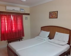 Khách sạn Hotel Nandanam (Thrissur, Ấn Độ)