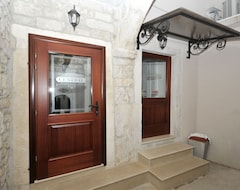 Bed & Breakfast Palace Central Square (Trogir, Croacia)