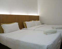 Hotel Place2Stay Business - Waterfront (Kuching, Malaysia)