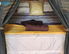 Kamp Alanı Jackal Cry Tent (Hekpoort, Güney Afrika)