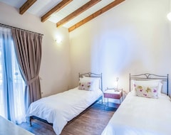Casa/apartamento entero Apolis Deluxe Villa - Two Bedroom Villa, Sleeps 4 (Agios Georgios, Grecia)