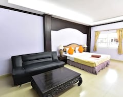 Khách sạn Ampan Resort & Apartment (Pattaya, Thái Lan)