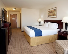 Holiday Inn Express & Suites Buffalo, an IHG Hotel (Buffalo, USA)