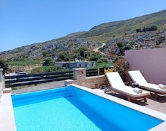 Toàn bộ căn nhà/căn hộ Private Pool-5min To Falasarna Beach- Stone Villa (Platanos, Hy Lạp)
