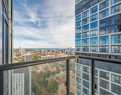 Khách sạn Comfortable 1br Suite In Jarvis (Toronto, Canada)