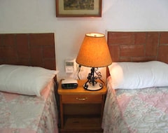 Hotel Best Night La Laguna (Puerto Escondido, Mexico)