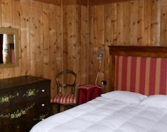 Guesthouse Chalet Montagna E Relax Volpe Rossa (Cavalese, Italy)