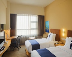 Hotel Express By Holiday Inn Changji (Suzhou, China)