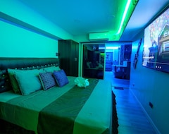Khách sạn Clockworkorange Luxury Condominiums (Lapu-Lapu, Philippines)