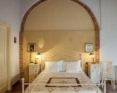 Hotel Antico Casale L'Impostino (Civitella Paganico, Italy)