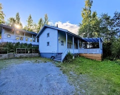 Toàn bộ căn nhà/căn hộ Himos Virpi 8-person Cottage With Jacuzzi (Jämsä, Phần Lan)