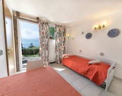 Khách sạn Residence Gardasee 2 (Torri del Benaco, Ý)