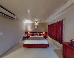 Otel Green Palace (Puducherry, Hindistan)